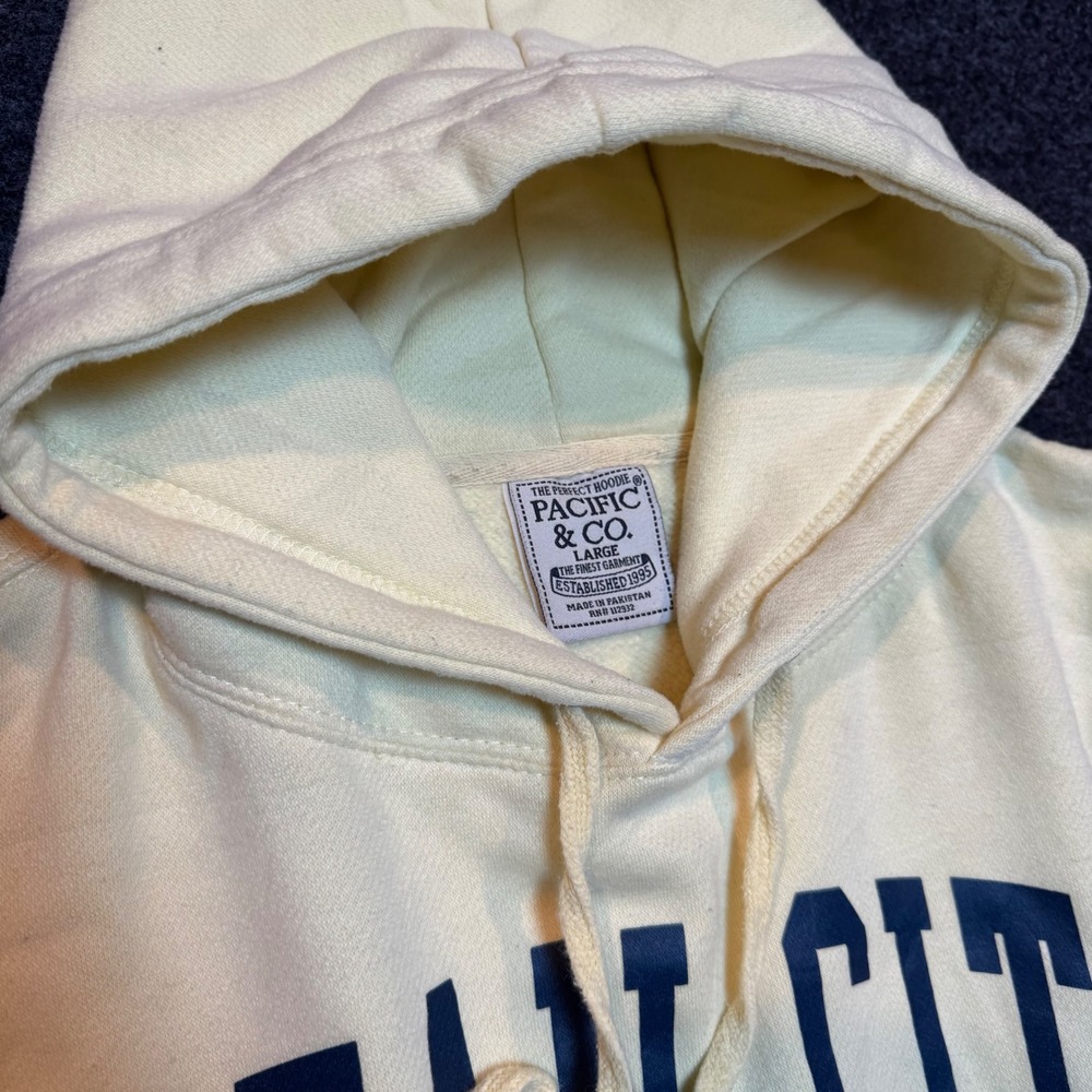 Pacific & Co Ocean City Maryland Hoodie Cream Navy Blue Graphic Sweatshirt Large
